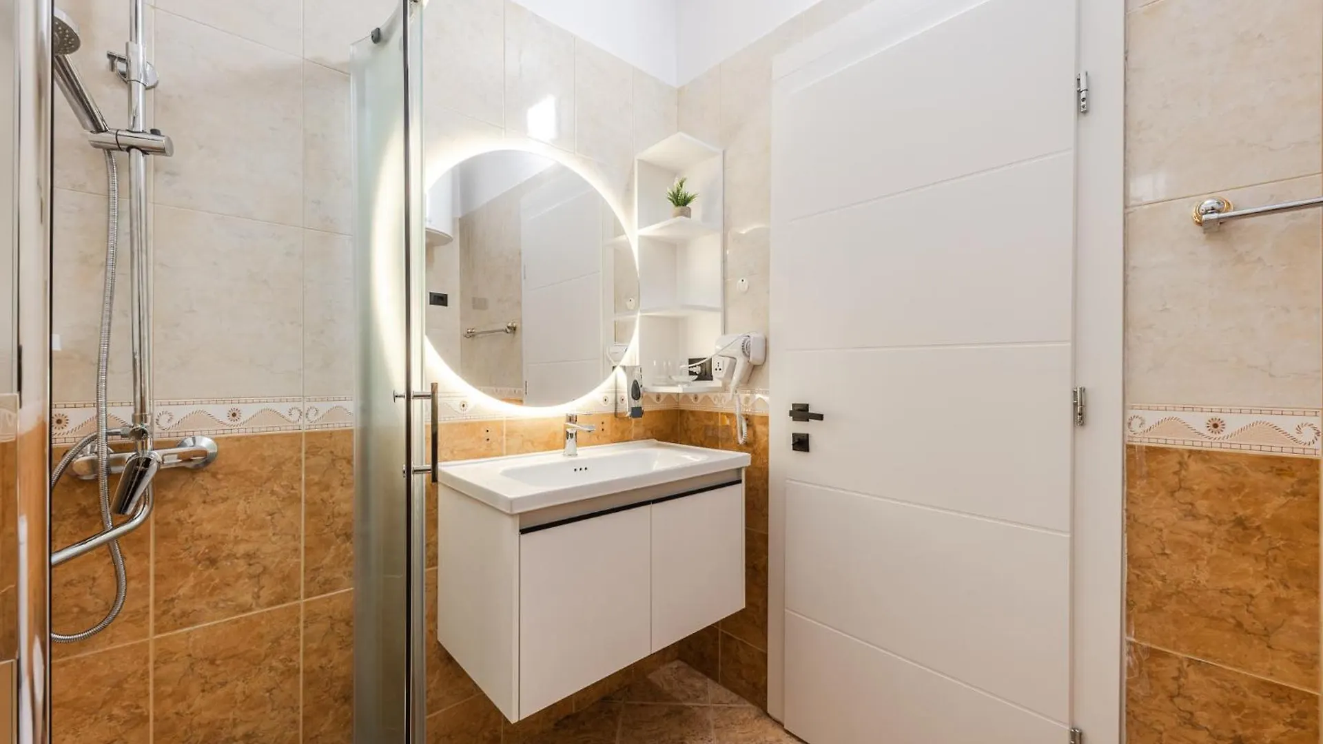 Bliss Apartment By Kondo Stays Vlorë